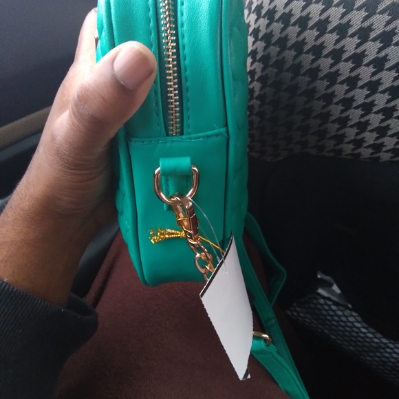 bebe Serafina Quilted Faux-Leather Teal Green / Gold Metal Xbody Bag Purse NWT! - Picture 12 of 12